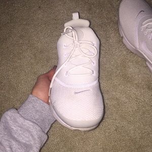 Nike presto white
